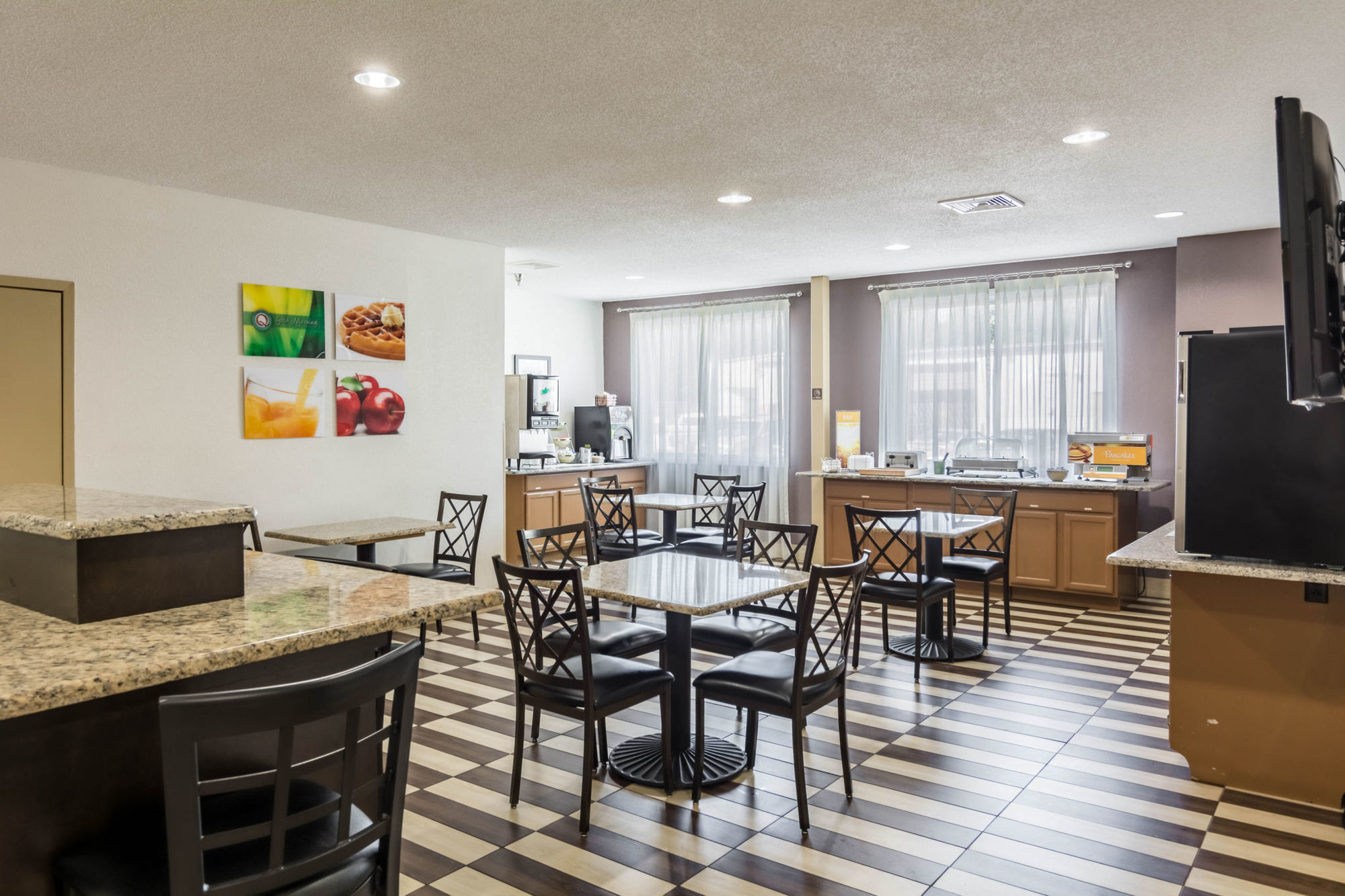 Quality Inn Warsaw Near Rappahannock River Съоръжения снимка