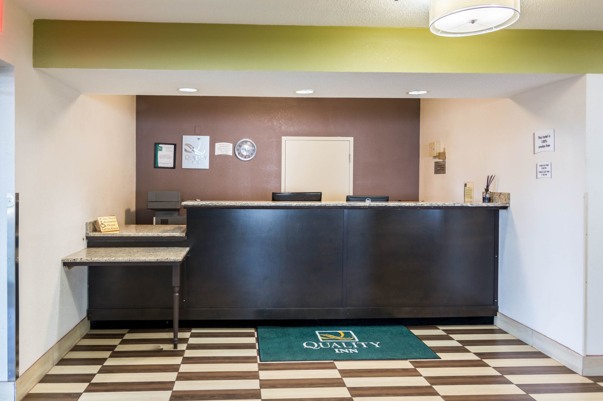 Quality Inn Warsaw Near Rappahannock River Интериор снимка