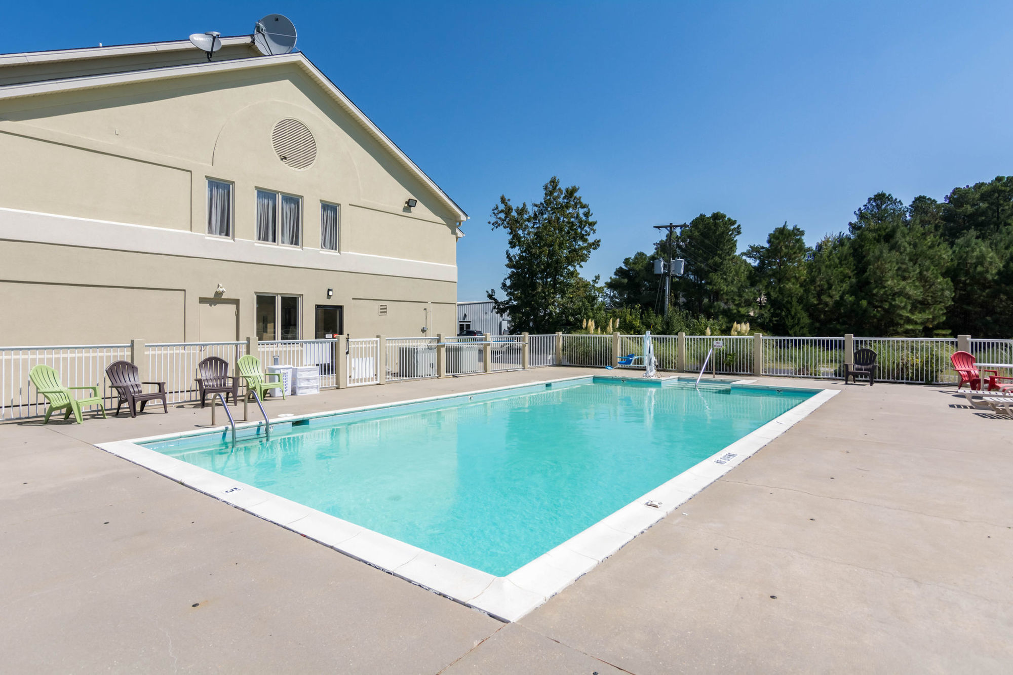 Quality Inn Warsaw Near Rappahannock River Съоръжения снимка