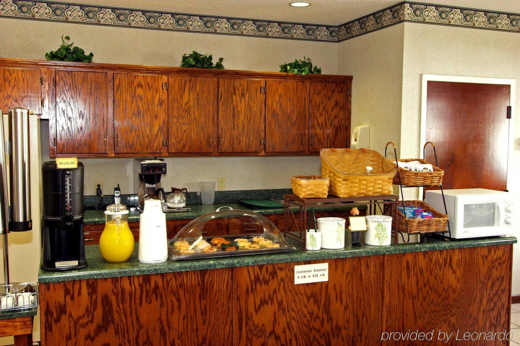 Quality Inn Warsaw Near Rappahannock River Ресторант снимка